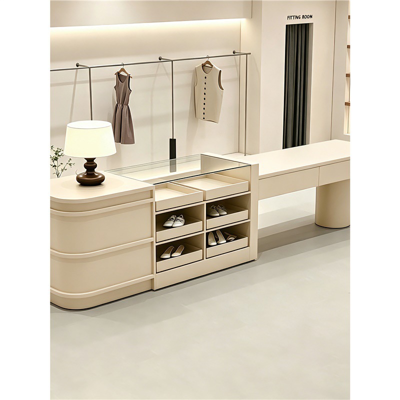 Luxury Bags In Store - Light luxury clothing store Nakajima Taiwan