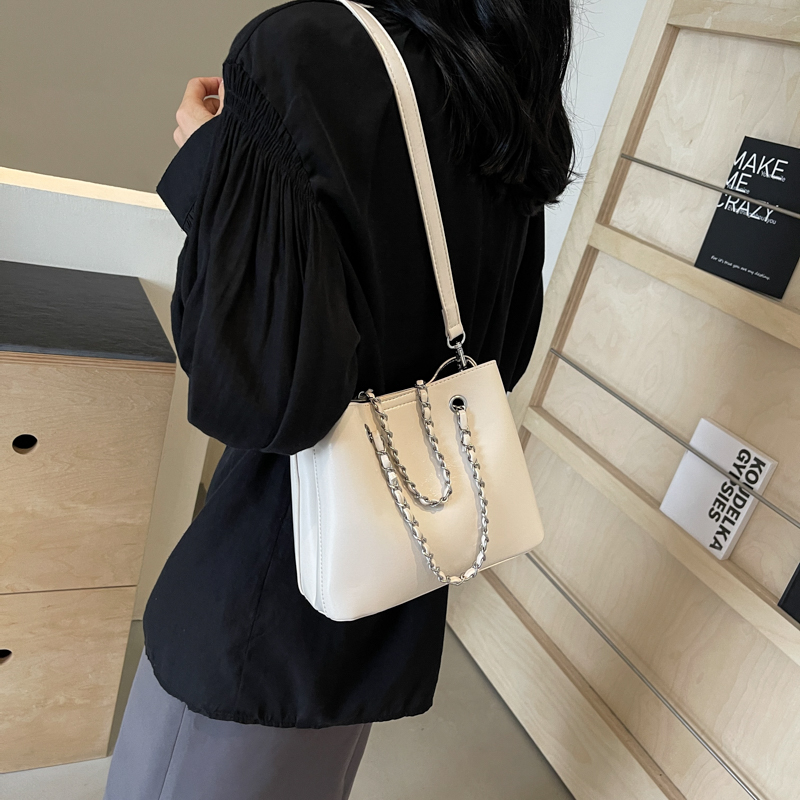 LEFTSIDE Silver Design Small P - Luxury Bags Trend 2025 评论和价格