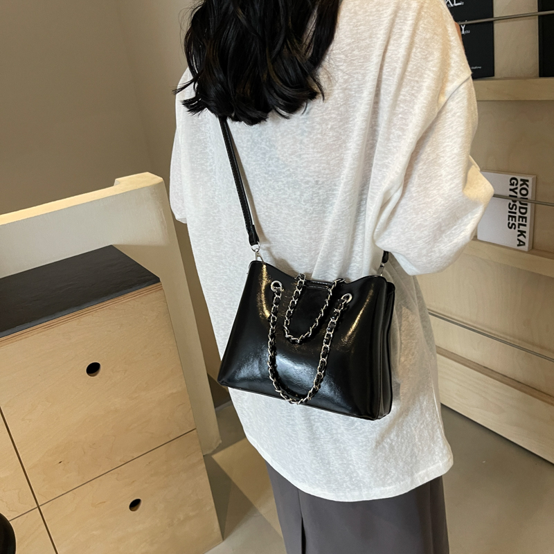 LEFTSIDE Silver Design Small P - Luxury Bags Trend 2025 评论和价格