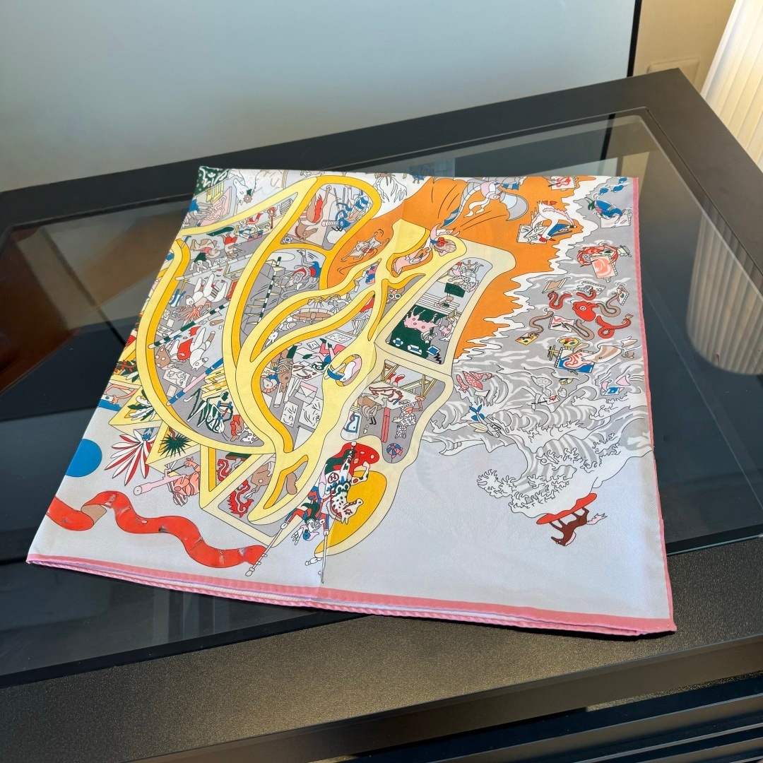 Luxury Printed Square Scarf Fa - Luxury Bags Vintage 评论和价格